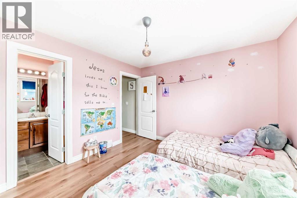 172 Sunset Heights, Crossfield, Alberta  T0M 0S0 - Photo 27 - A2299529