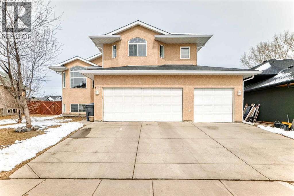 172 Sunset Heights, Crossfield, Alberta  T0M 0S0 - Photo 2 - A2299529