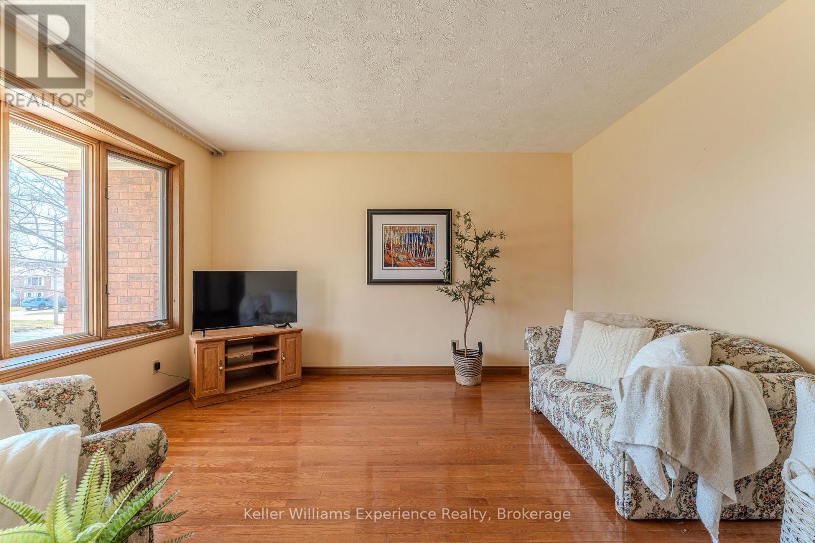 498 8th Avenue E, Owen Sound, Ontario  N4K 6S8 - Photo 7 - X12980600