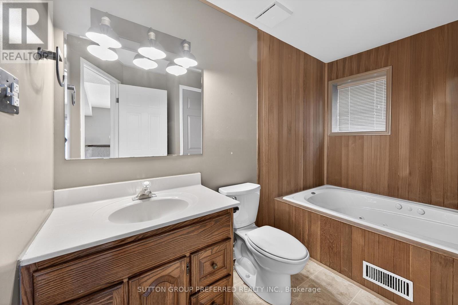 94 Kristina Crescent, London South, Ontario  N6E 3V4 - Photo 35 - X12980576