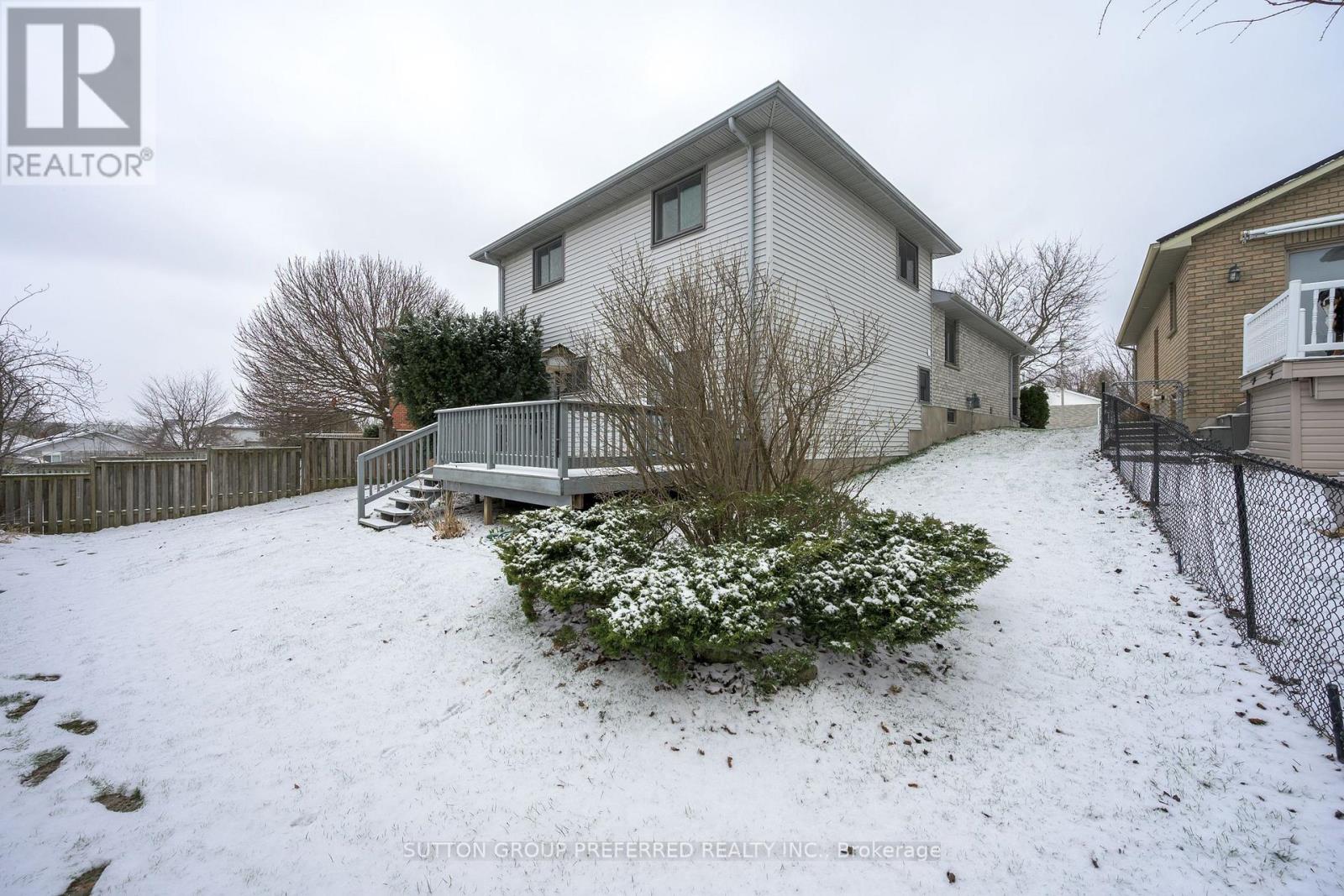 94 Kristina Crescent, London South, Ontario  N6E 3V4 - Photo 8 - X12980576