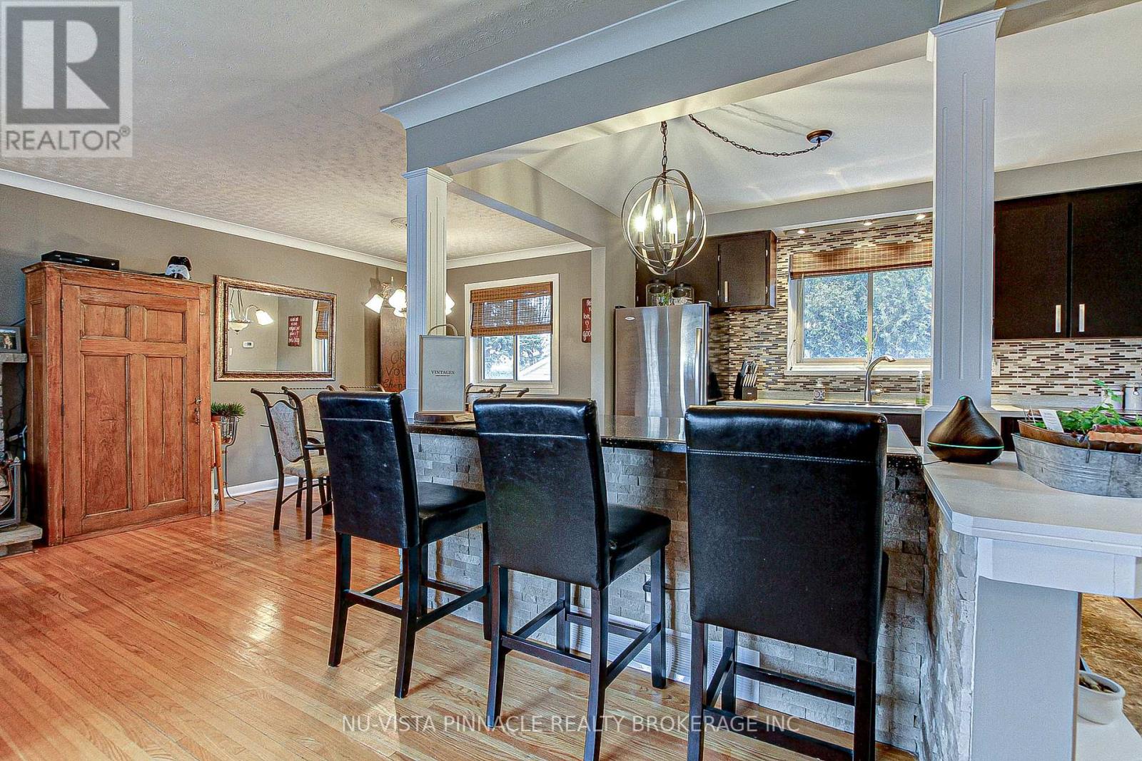 286 Panorama Crescent, London South, Ontario  N5Z 3H3 - Photo 10 - X12980678