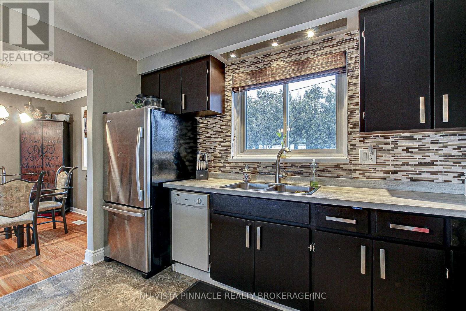 286 Panorama Crescent, London South, Ontario  N5Z 3H3 - Photo 16 - X12980678