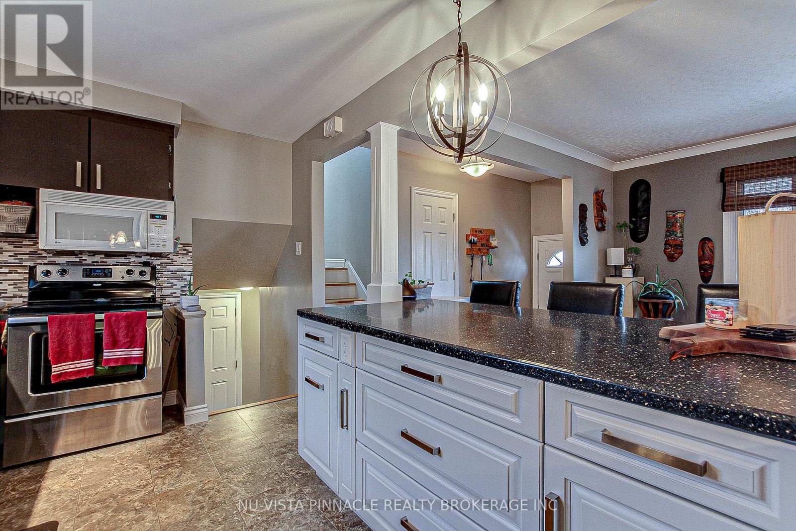 286 Panorama Crescent, London South, Ontario  N5Z 3H3 - Photo 18 - X12980678