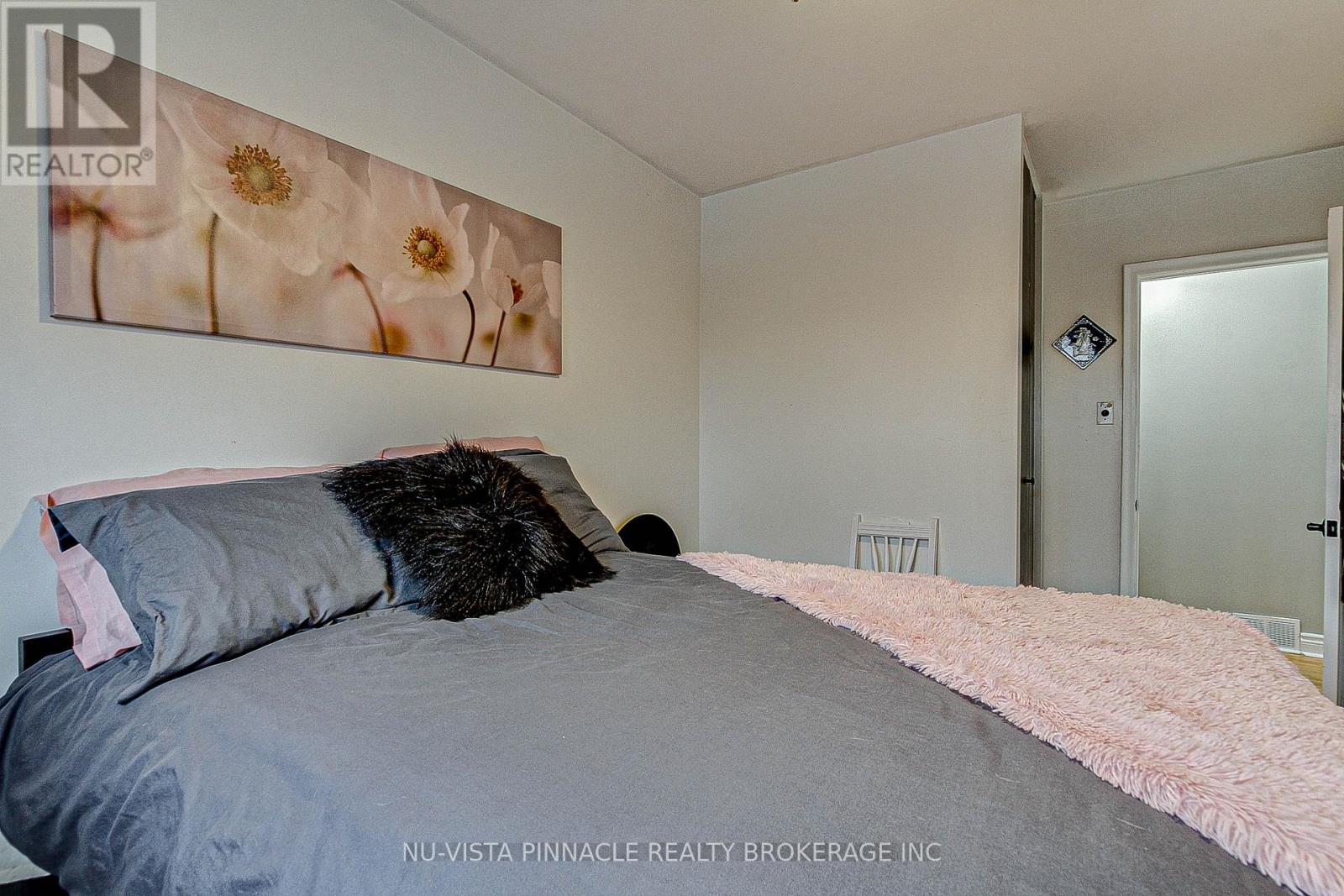 286 Panorama Crescent, London South, Ontario  N5Z 3H3 - Photo 21 - X12980678