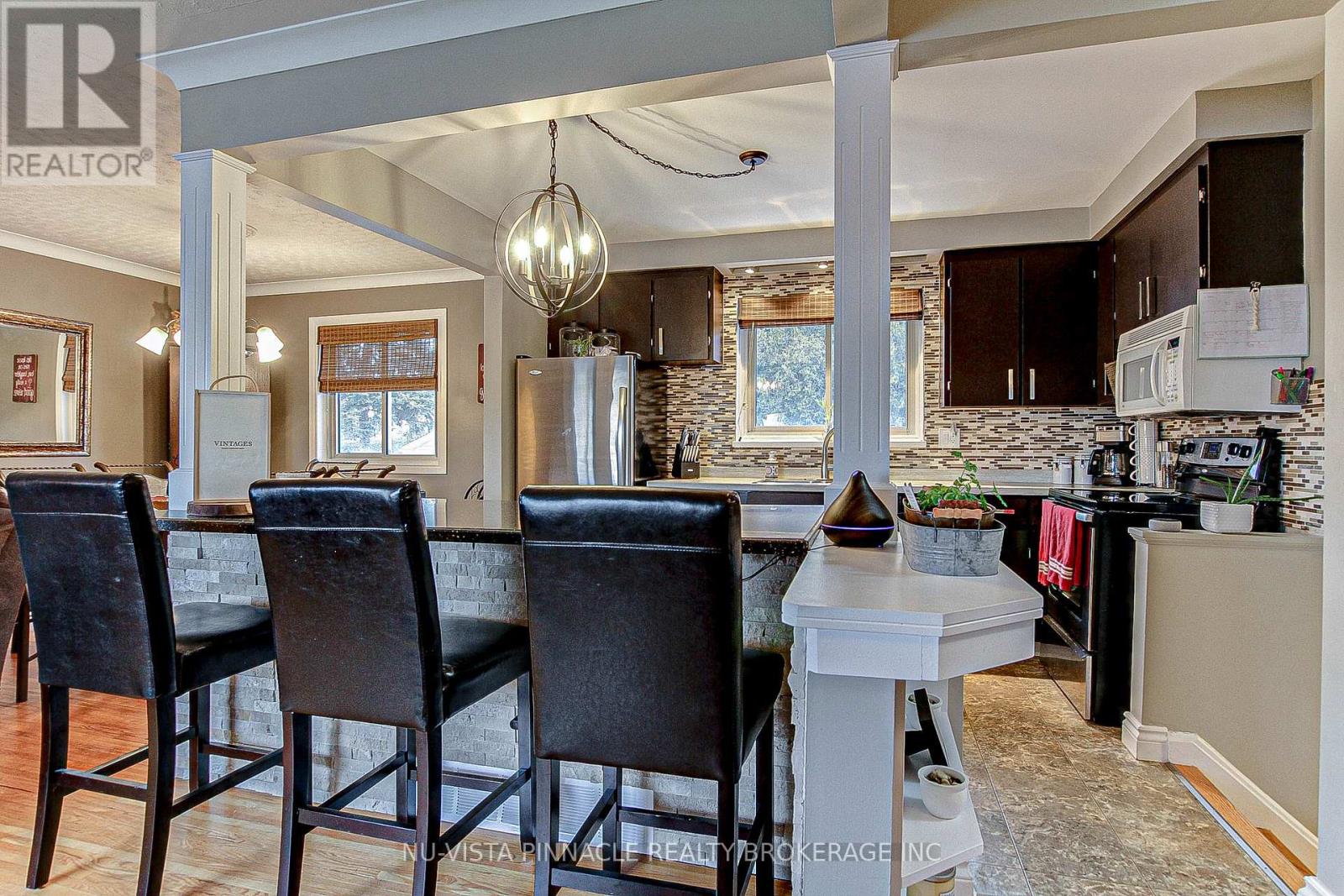 286 Panorama Crescent, London South, Ontario  N5Z 3H3 - Photo 7 - X12980678