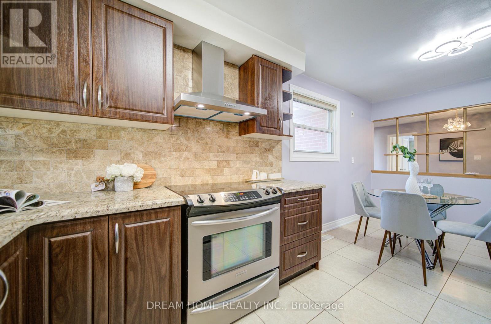 51 Kamloops Drive, Toronto, Ontario  M2J 3R6 - Photo 19 - C12980566