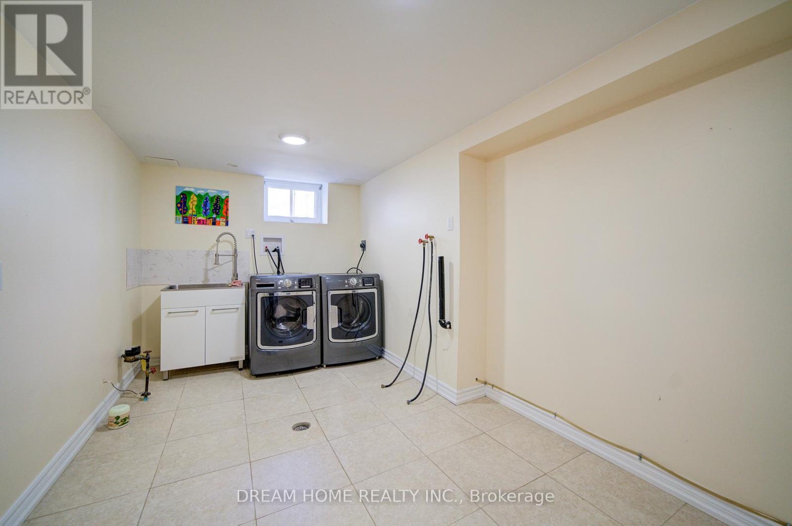 51 Kamloops Drive, Toronto, Ontario  M2J 3R6 - Photo 39 - C12980566