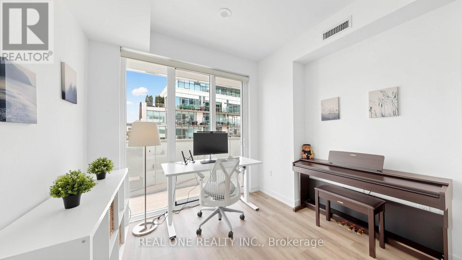 907 - 15 Queens Quay E, Toronto, Ontario  M5E 0C5 - Photo 22 - C12980570