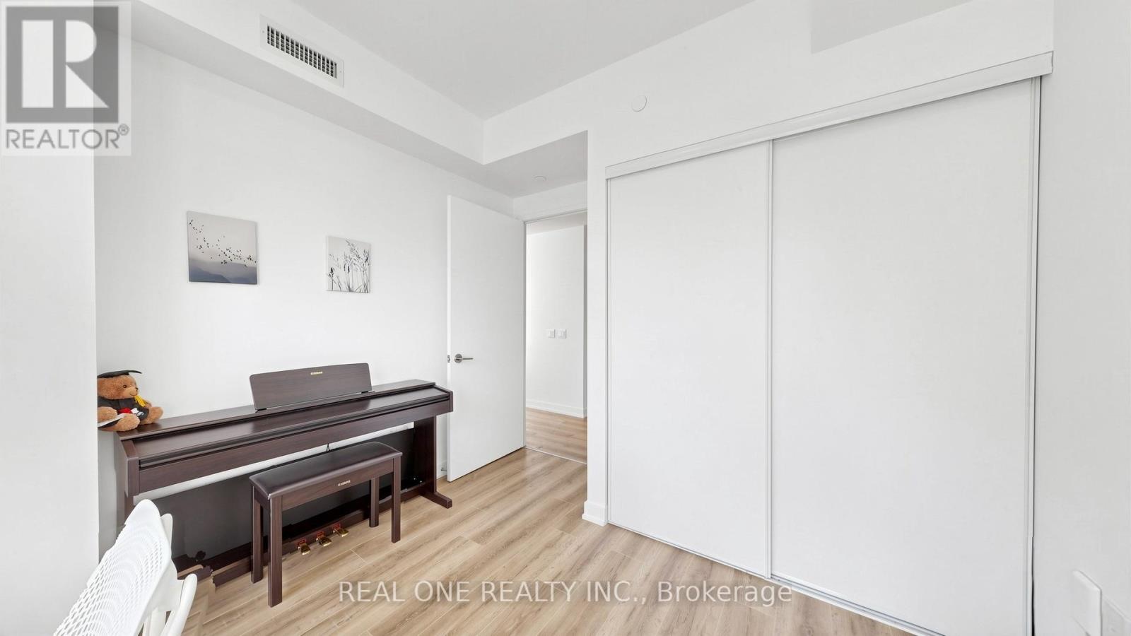 907 - 15 Queens Quay E, Toronto, Ontario  M5E 0C5 - Photo 24 - C12980570