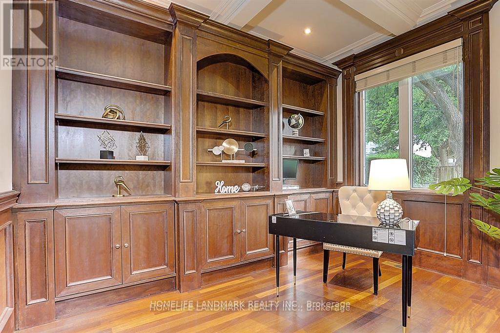 34 Moccasin Trail, Toronto, Ontario  M3C 1Y7 - Photo 14 - C12980596