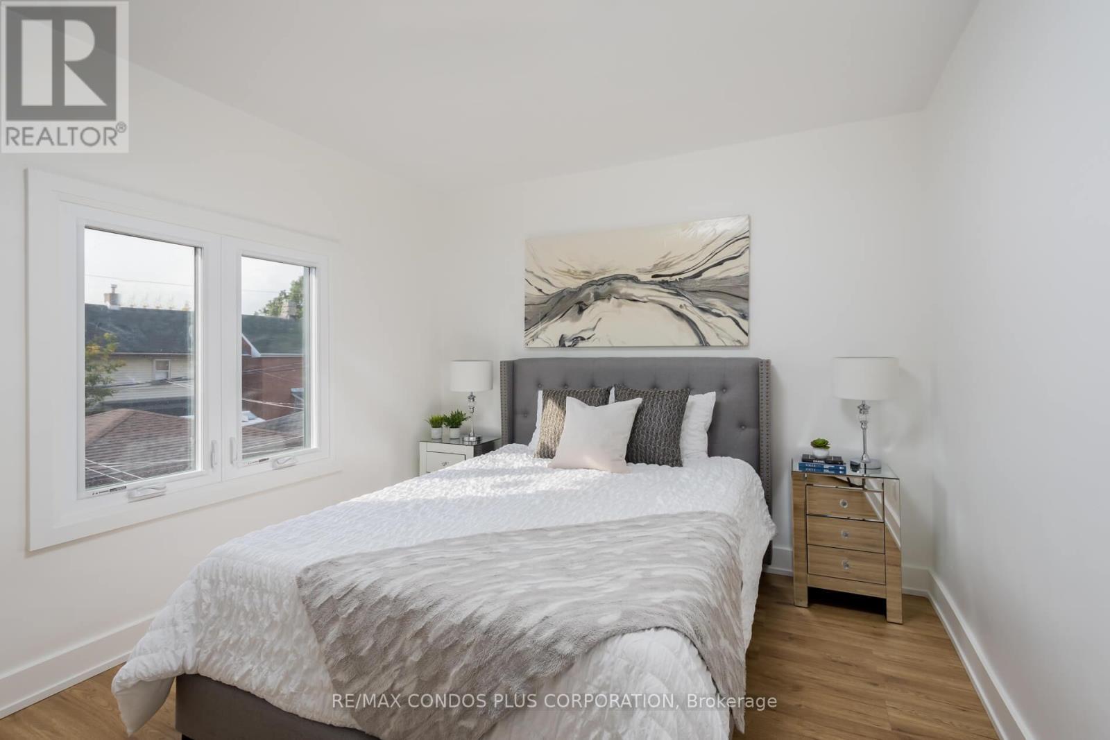 129 Holland Park Avenue, Toronto, Ontario  M6E 1L5 - Photo 17 - C12980602