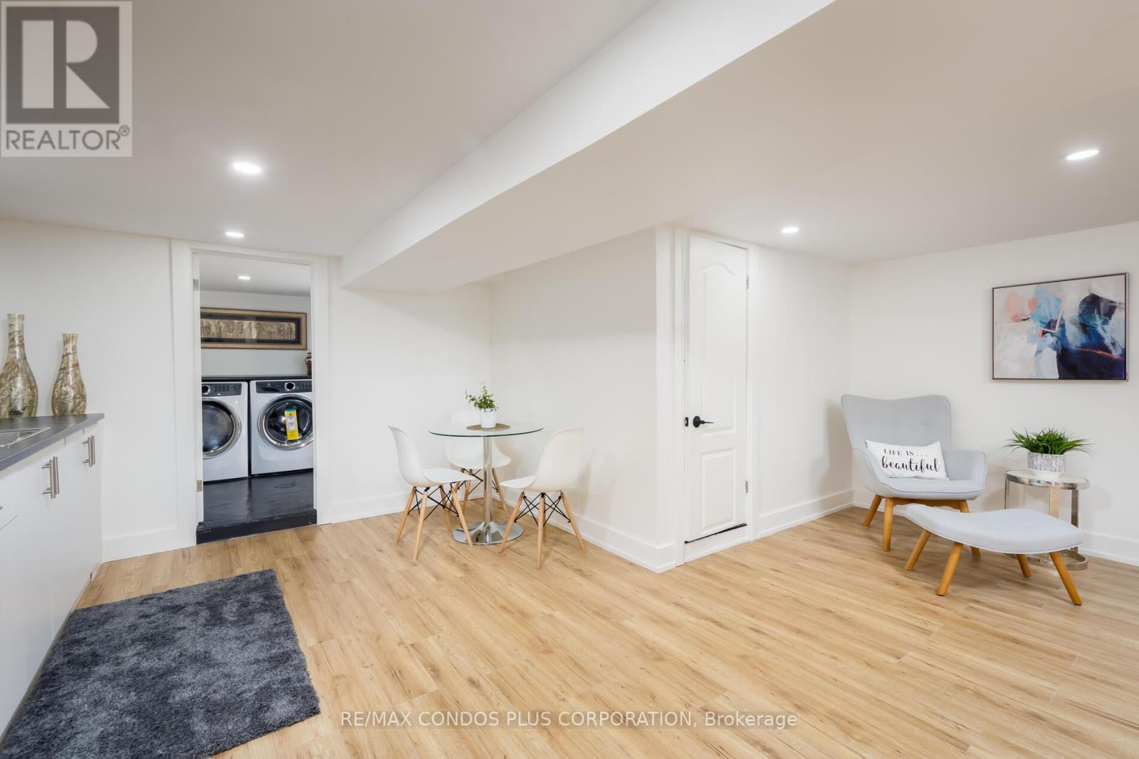 129 Holland Park Avenue, Toronto, Ontario  M6E 1L5 - Photo 25 - C12980602