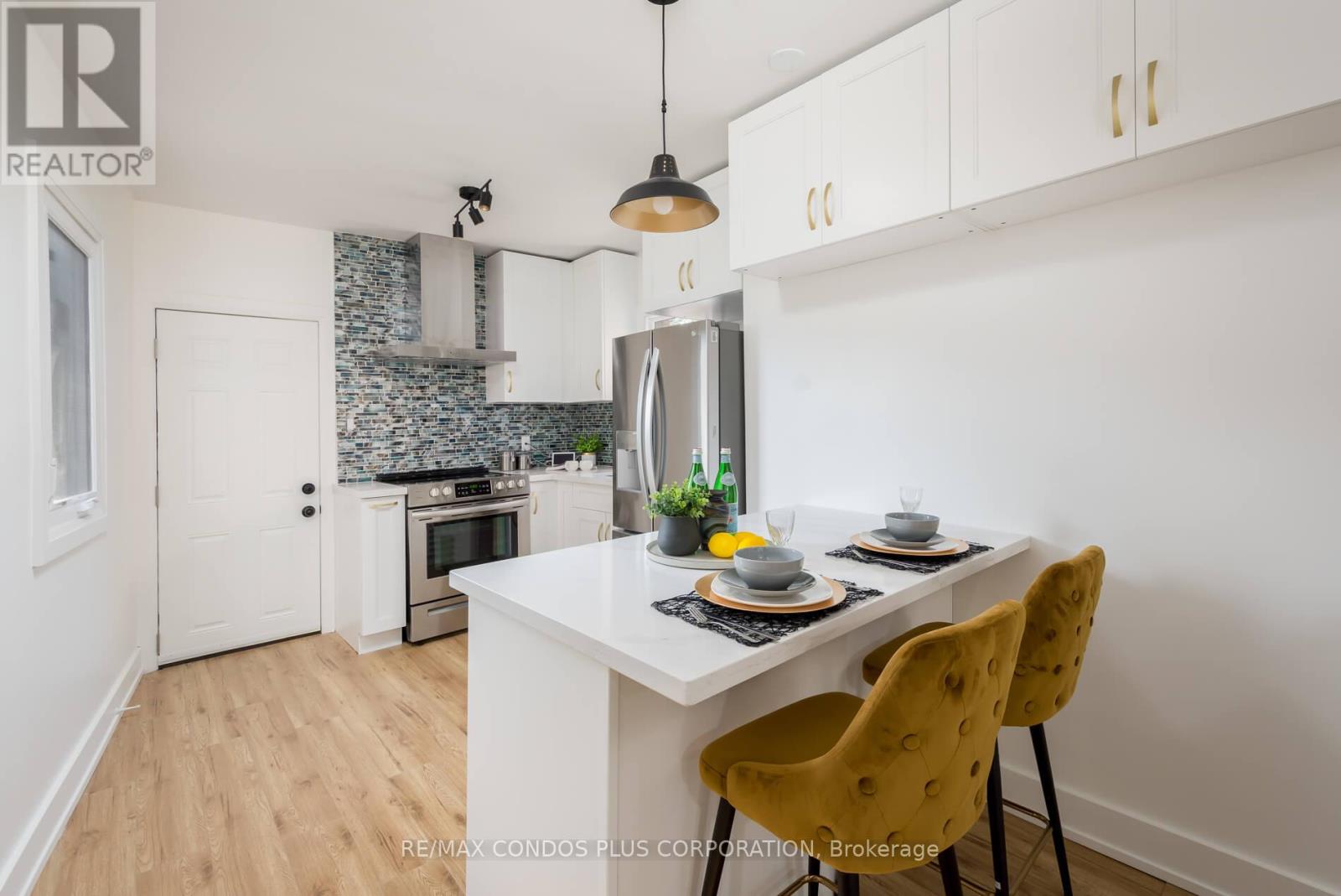 129 Holland Park Avenue, Toronto, Ontario  M6E 1L5 - Photo 8 - C12980602