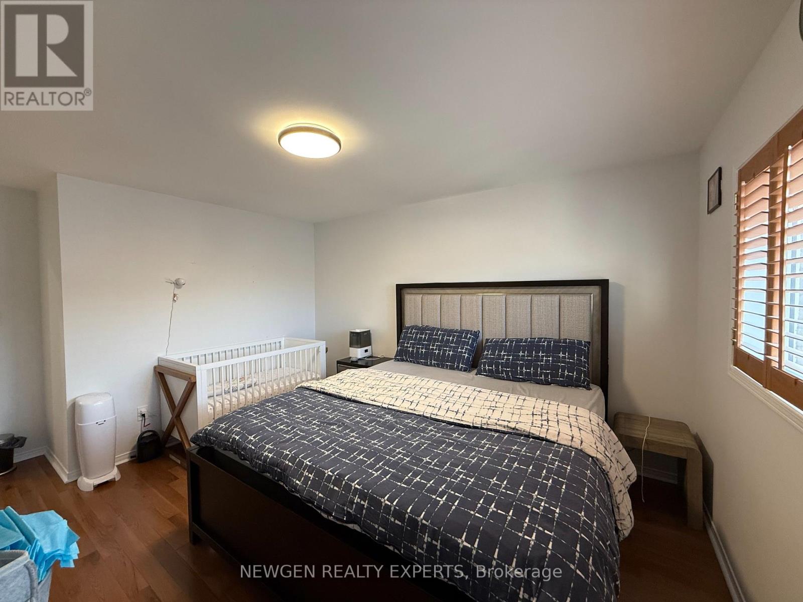 22 Rochefort Drive, Toronto, Ontario  M3C 3Z3 - Photo 18 - C12980650