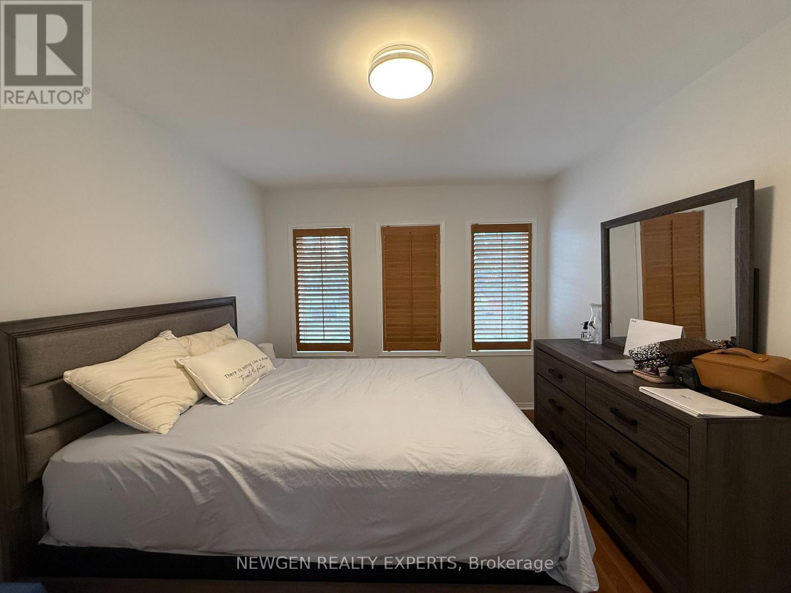 22 Rochefort Drive, Toronto, Ontario  M3C 3Z3 - Photo 21 - C12980650