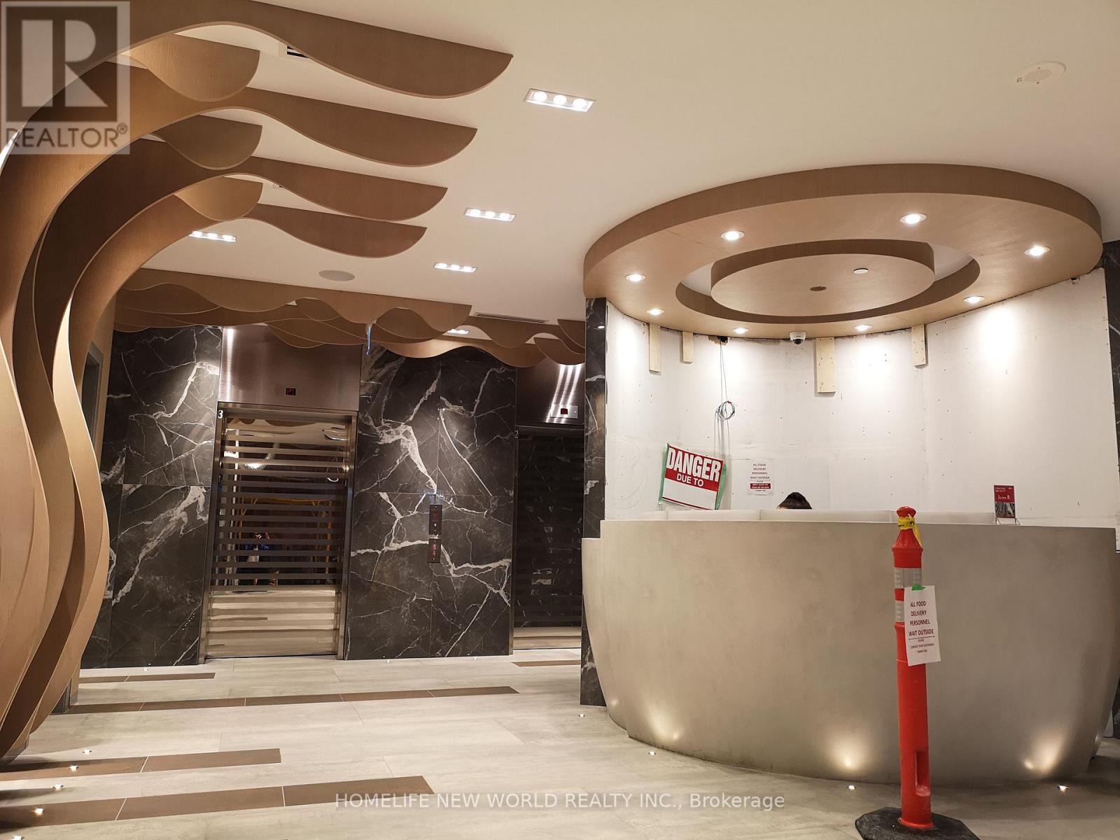 2902 - 21 Carlton Street, Toronto, Ontario  M5B 1L3 - Photo 3 - C12980658