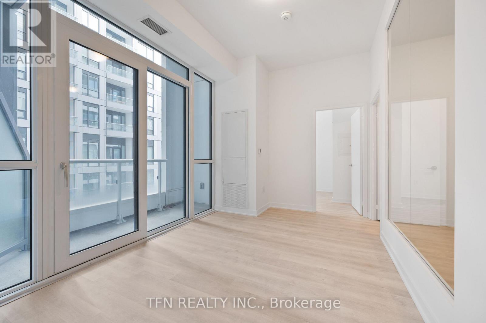 515 - 15 Richardson Street, Toronto, Ontario  M5A 0Y5 - Photo 2 - C12980672