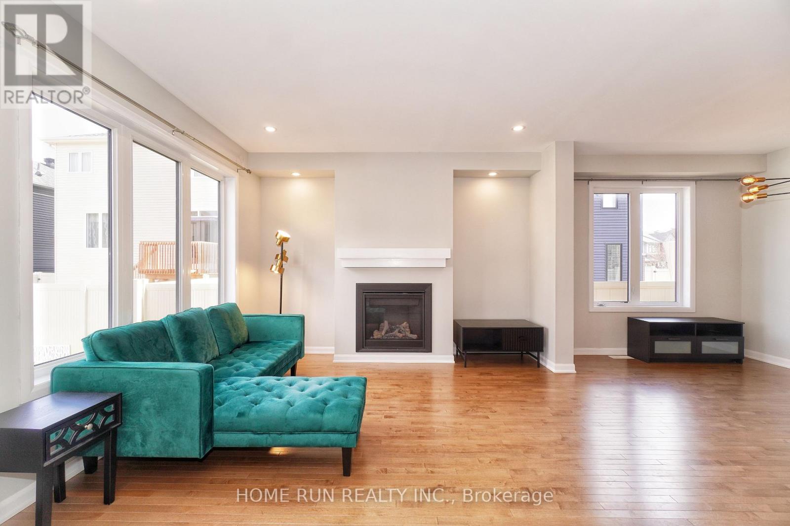 10 Eramosa Crescent, Ottawa, Ontario  K2T 0R3 - Photo 16 - X12980666