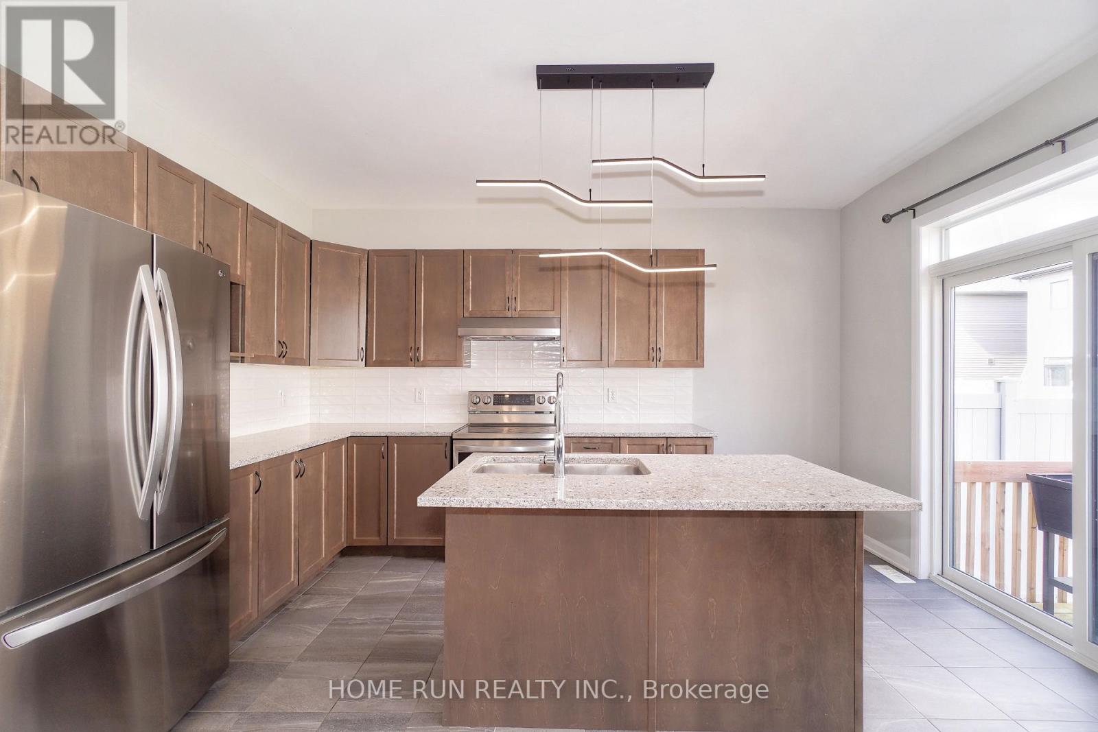 10 Eramosa Crescent, Ottawa, Ontario  K2T 0R3 - Photo 19 - X12980666