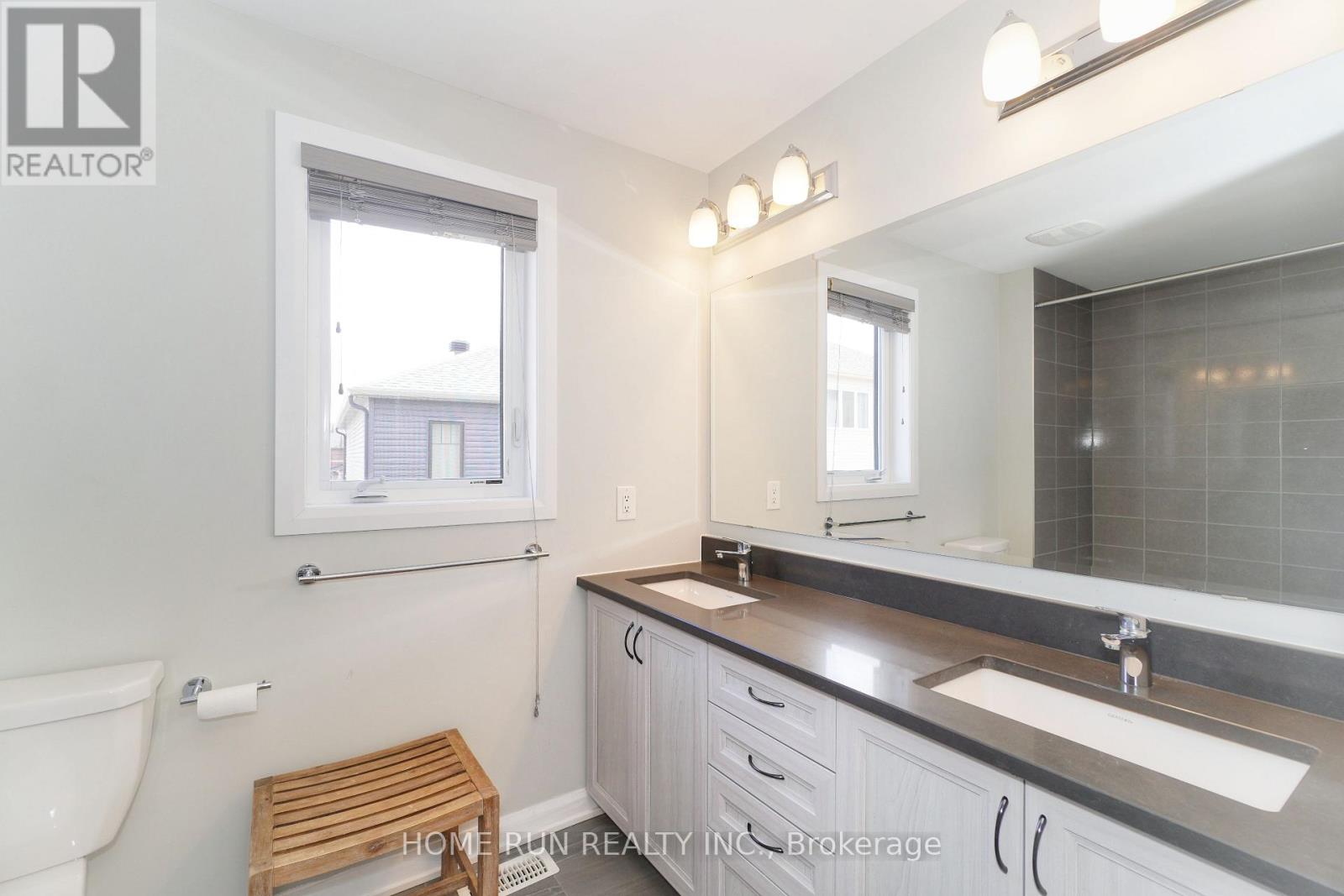 10 Eramosa Crescent, Ottawa, Ontario  K2T 0R3 - Photo 35 - X12980666