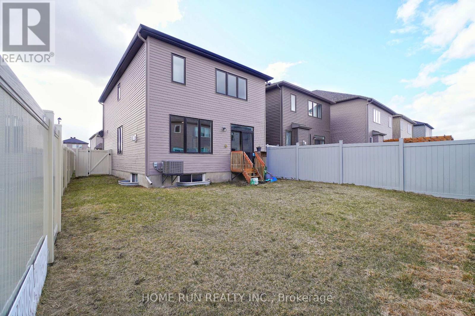 10 Eramosa Crescent, Ottawa, Ontario  K2T 0R3 - Photo 41 - X12980666