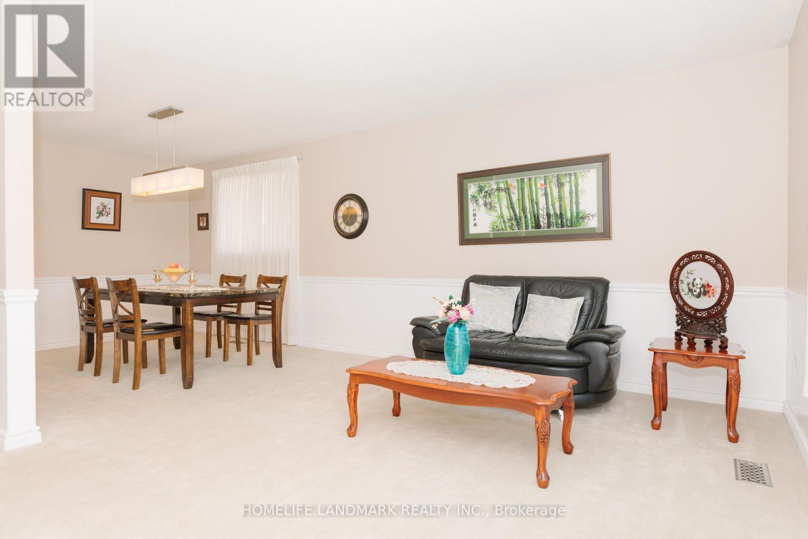 254 Athabasca Street, Oshawa, Ontario  L1H 8E4 - Photo 3 - E12980574