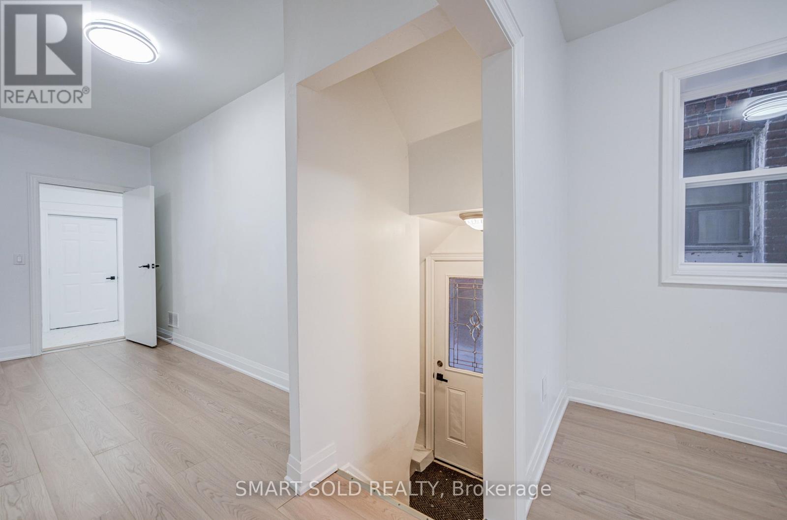 1081 Gerrard Street E, Toronto, Ontario  M4M 1Z9 - Photo 13 - E12980582