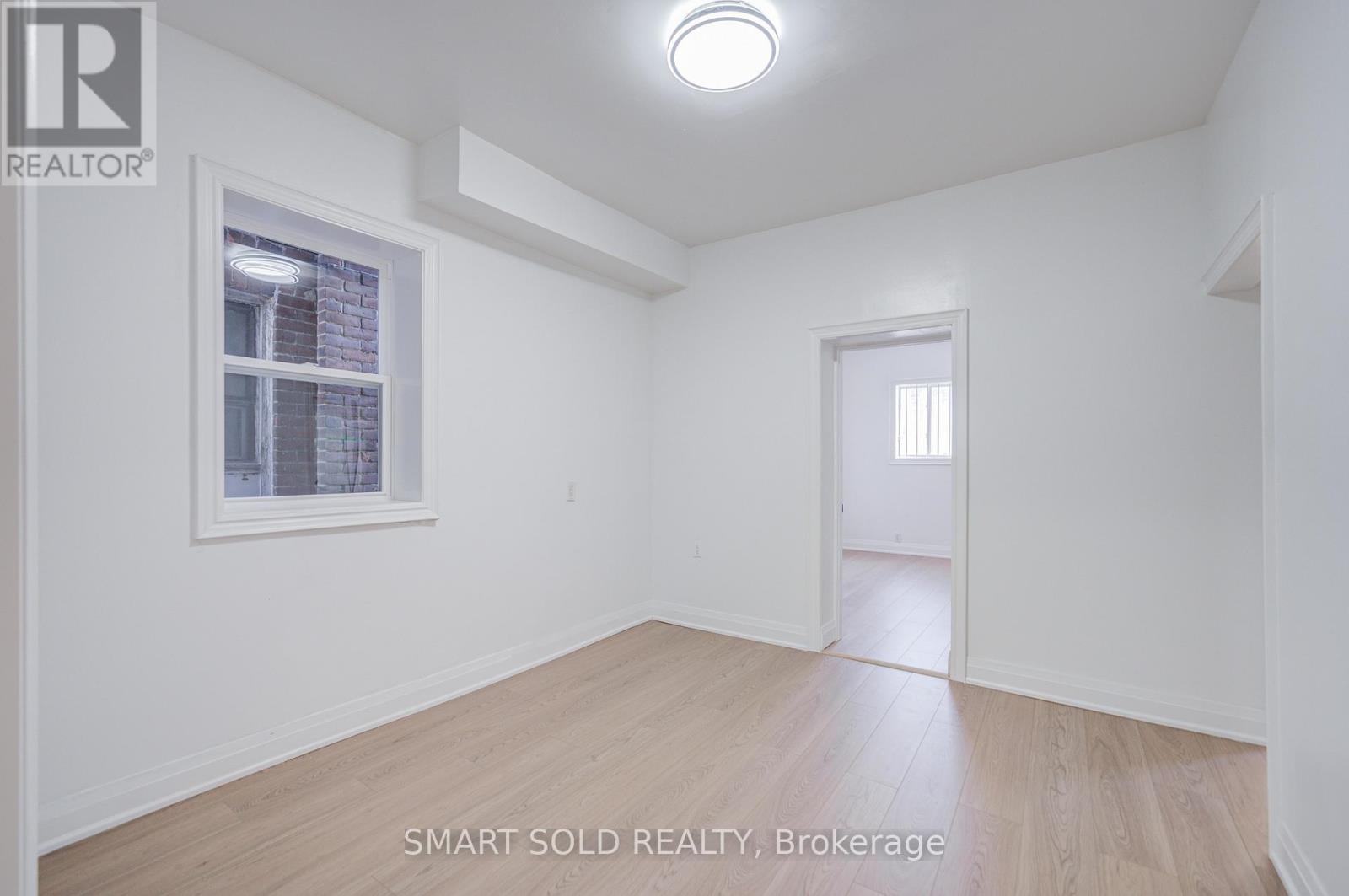 1081 Gerrard Street E, Toronto, Ontario  M4M 1Z9 - Photo 14 - E12980582