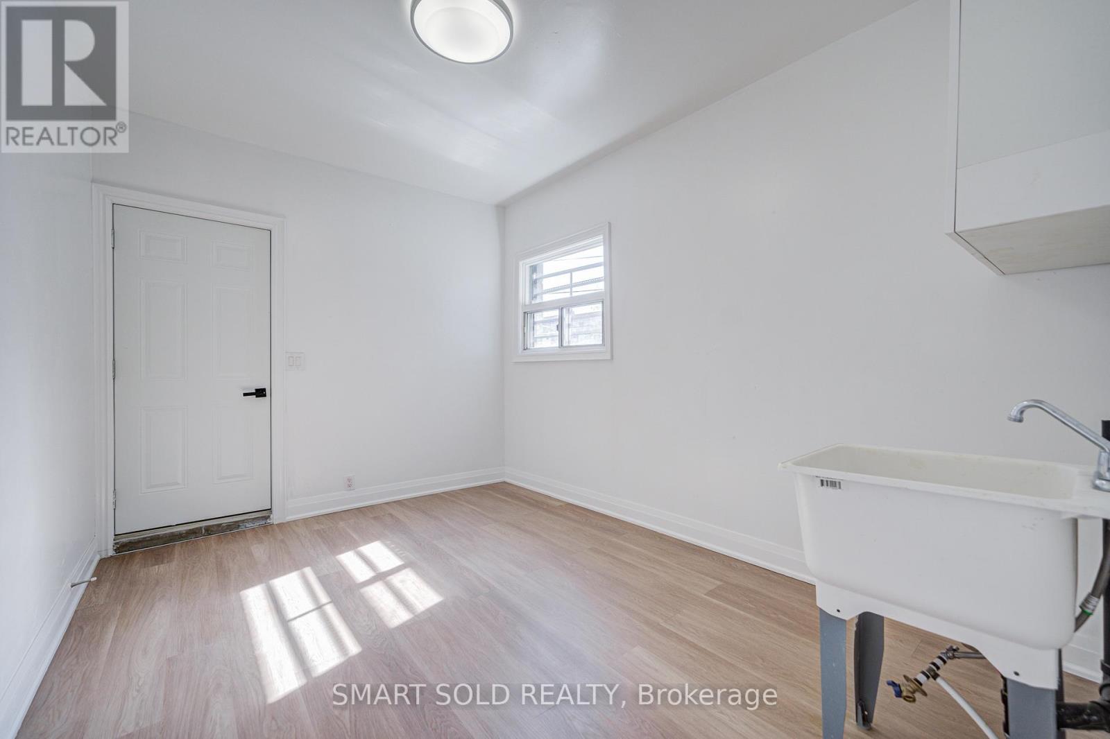 1081 Gerrard Street E, Toronto, Ontario  M4M 1Z9 - Photo 16 - E12980582