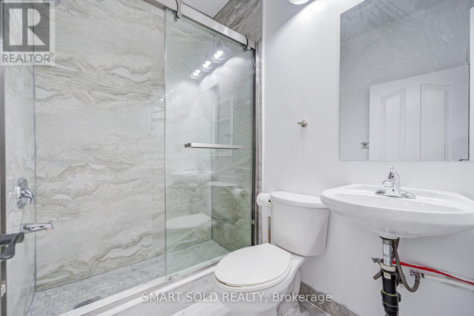 1081 Gerrard Street E, Toronto, Ontario  M4M 1Z9 - Photo 17 - E12980582