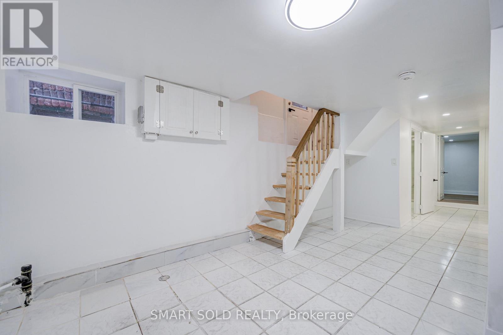 1081 Gerrard Street E, Toronto, Ontario  M4M 1Z9 - Photo 30 - E12980582