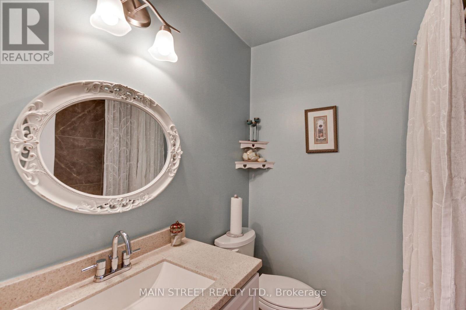 108 Hollandview Trail, Aurora, Ontario  L4G 7H6 - Photo 34 - N12980578