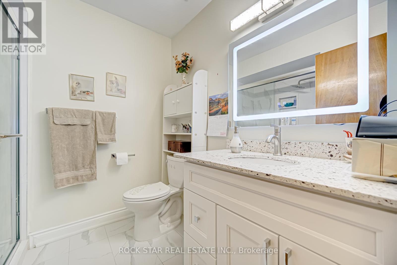 115 Glen Shields Avenue, Vaughan, Ontario  L4K 1S9 - Photo 11 - N12980588