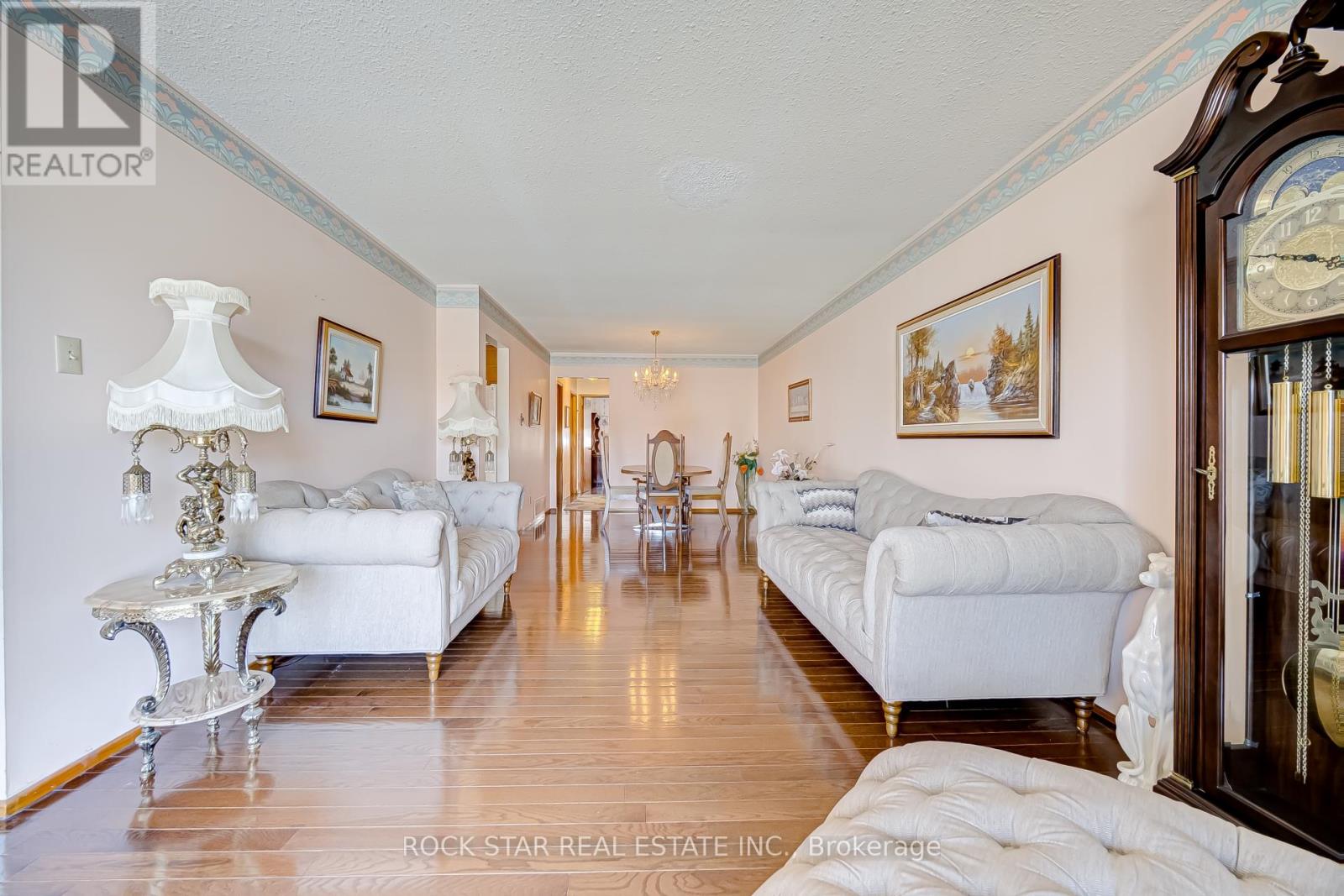 115 Glen Shields Avenue, Vaughan, Ontario  L4K 1S9 - Photo 7 - N12980588