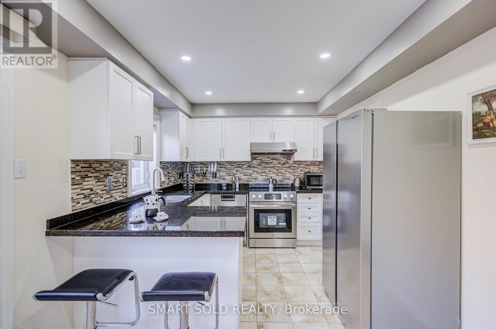 123 Sassafras Circle, Vaughan, Ontario  L4J 8M9 - Photo 17 - N12980594