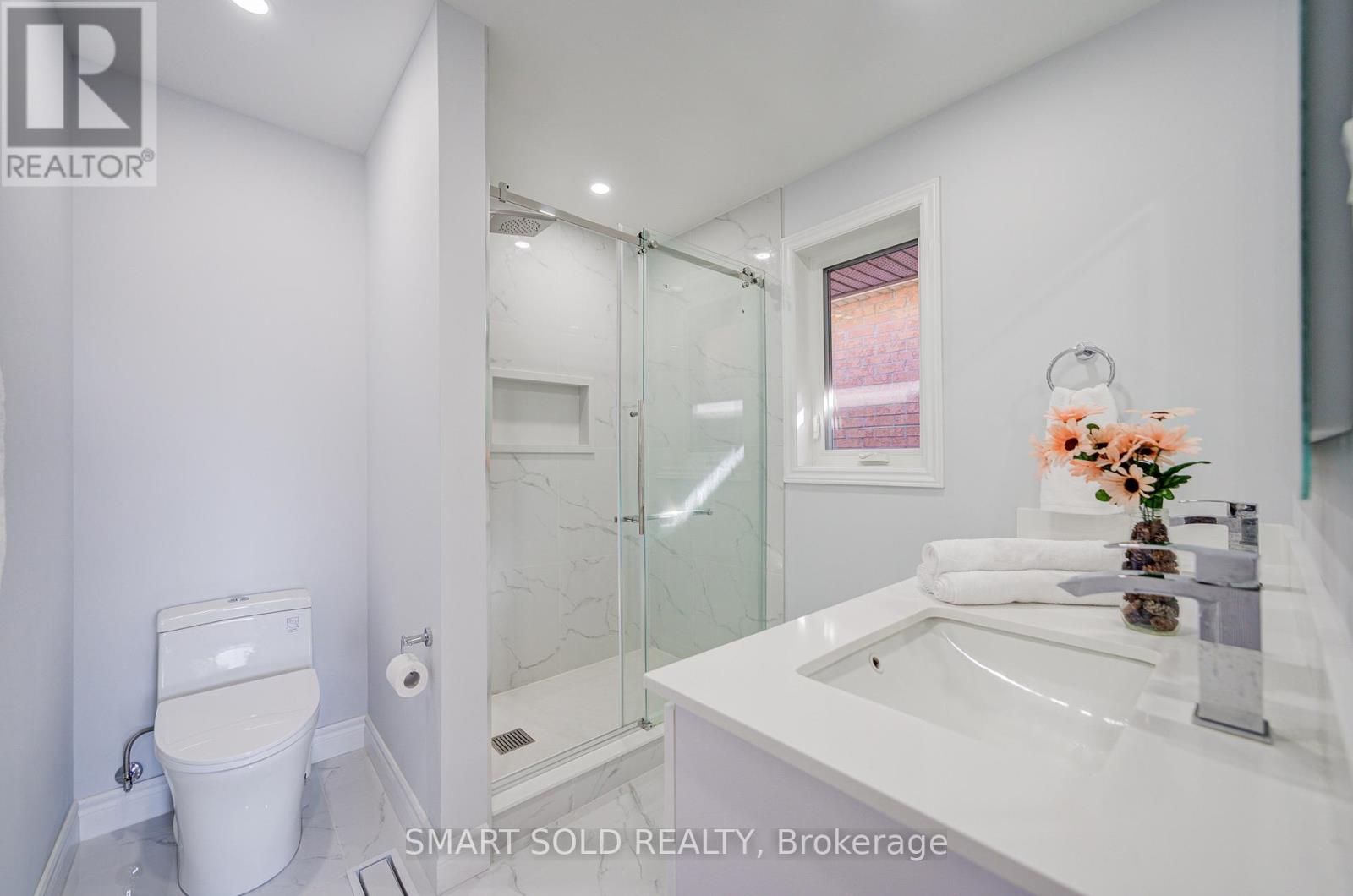 123 Sassafras Circle, Vaughan, Ontario  L4J 8M9 - Photo 22 - N12980594