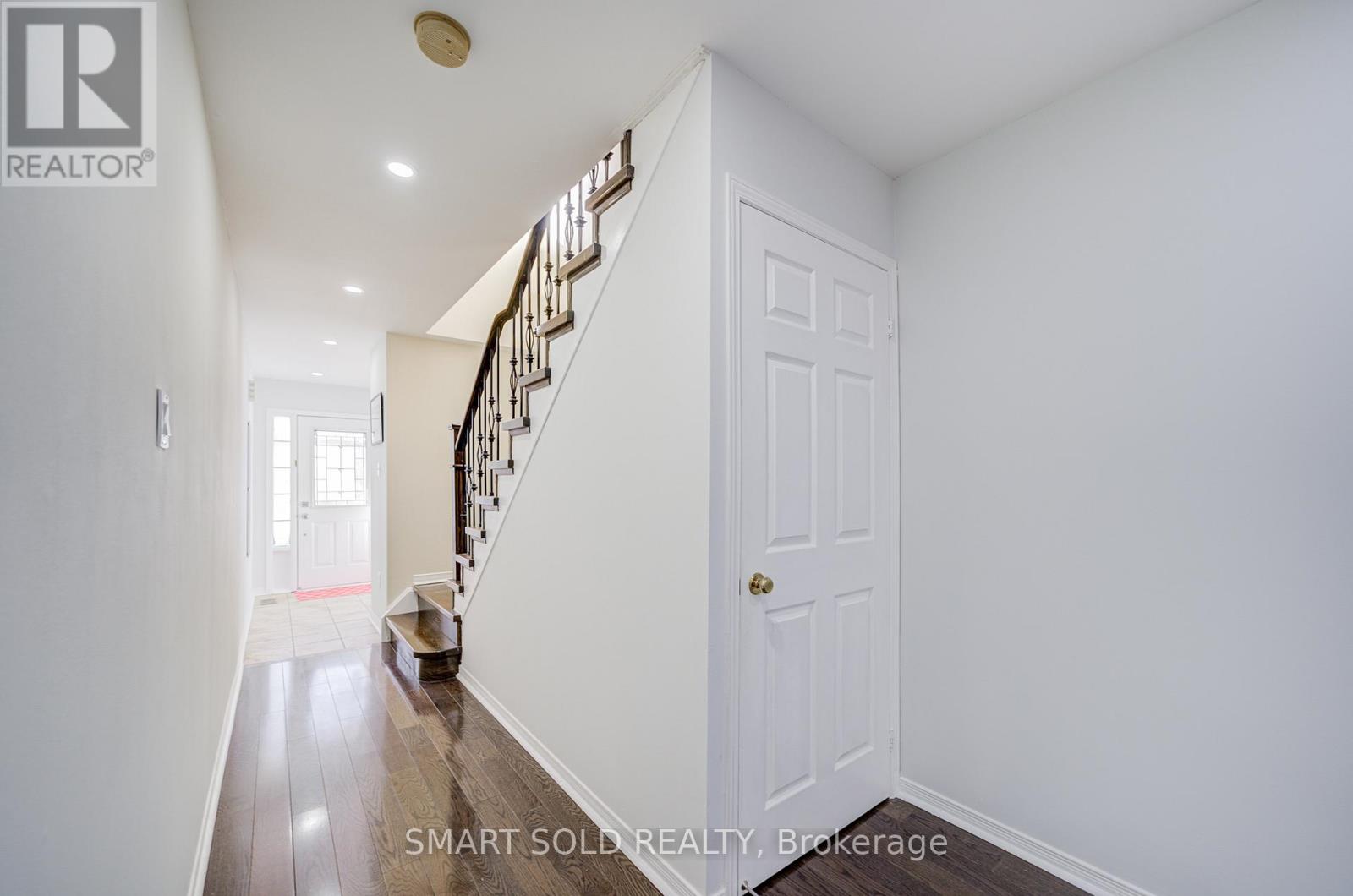 123 Sassafras Circle, Vaughan, Ontario  L4J 8M9 - Photo 7 - N12980594