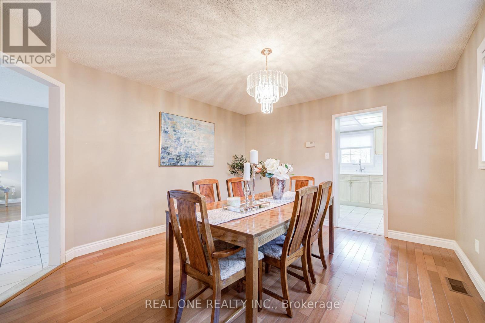 31 Coulter's Mill Gate, Vaughan, Ontario  L4J 6N3 - Photo 12 - N12980618