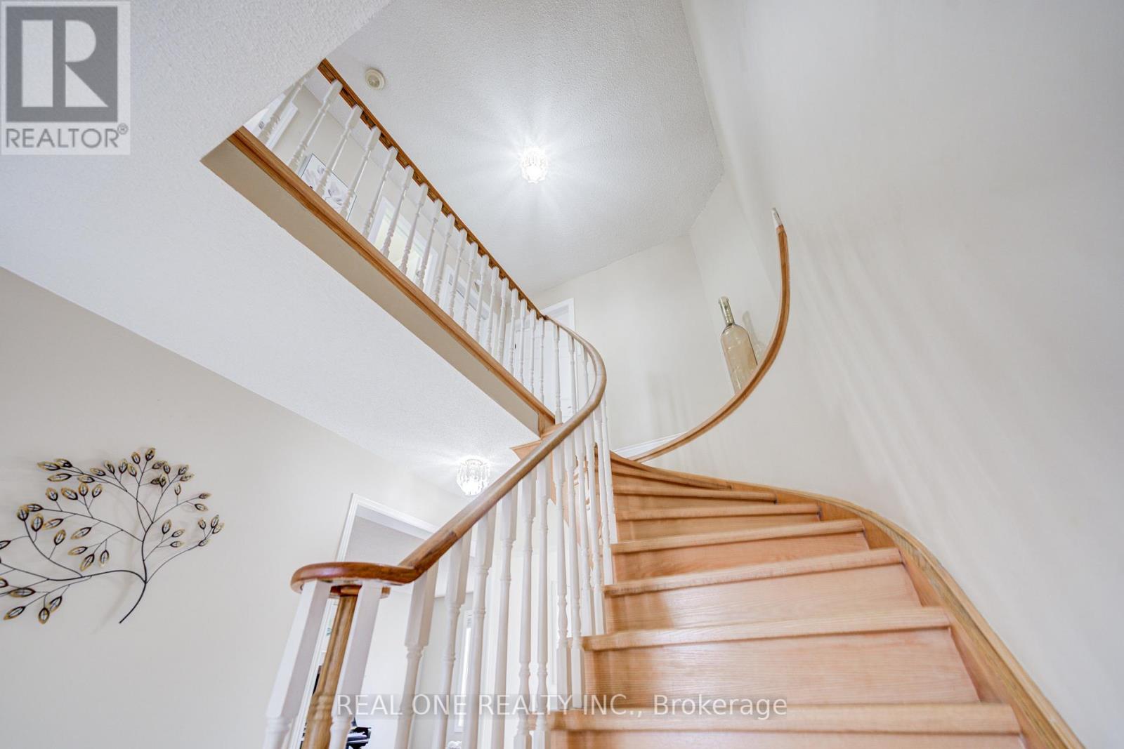 31 Coulter's Mill Gate, Vaughan, Ontario  L4J 6N3 - Photo 22 - N12980618