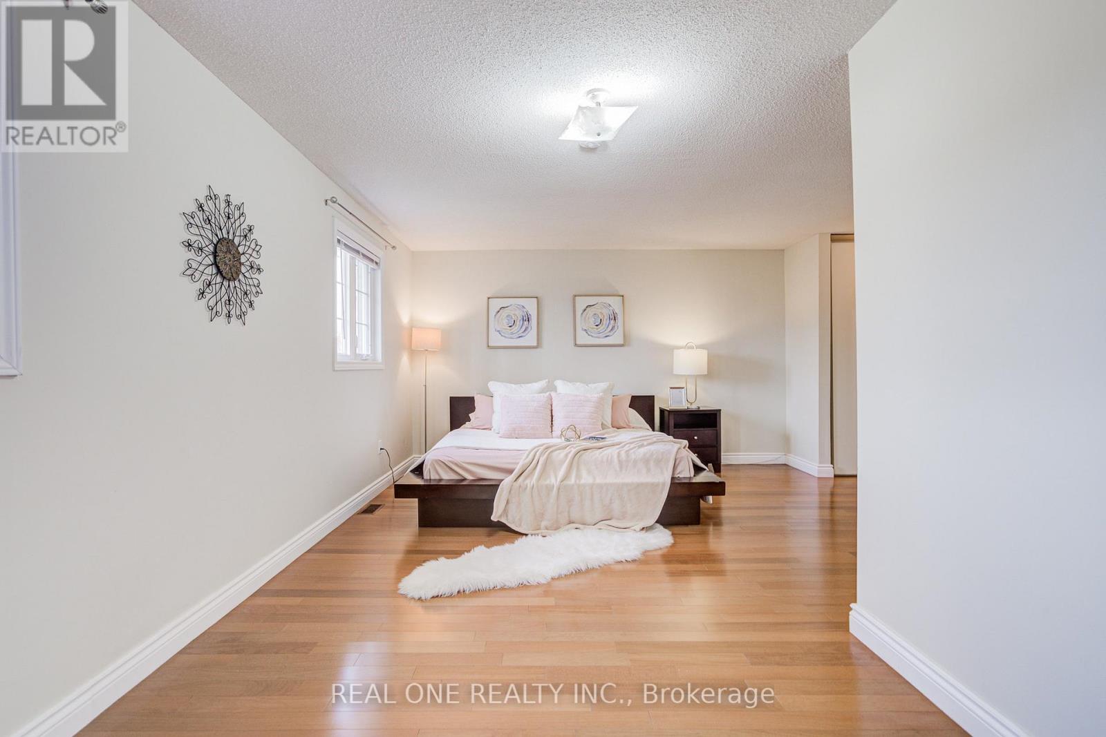 31 Coulter's Mill Gate, Vaughan, Ontario  L4J 6N3 - Photo 24 - N12980618