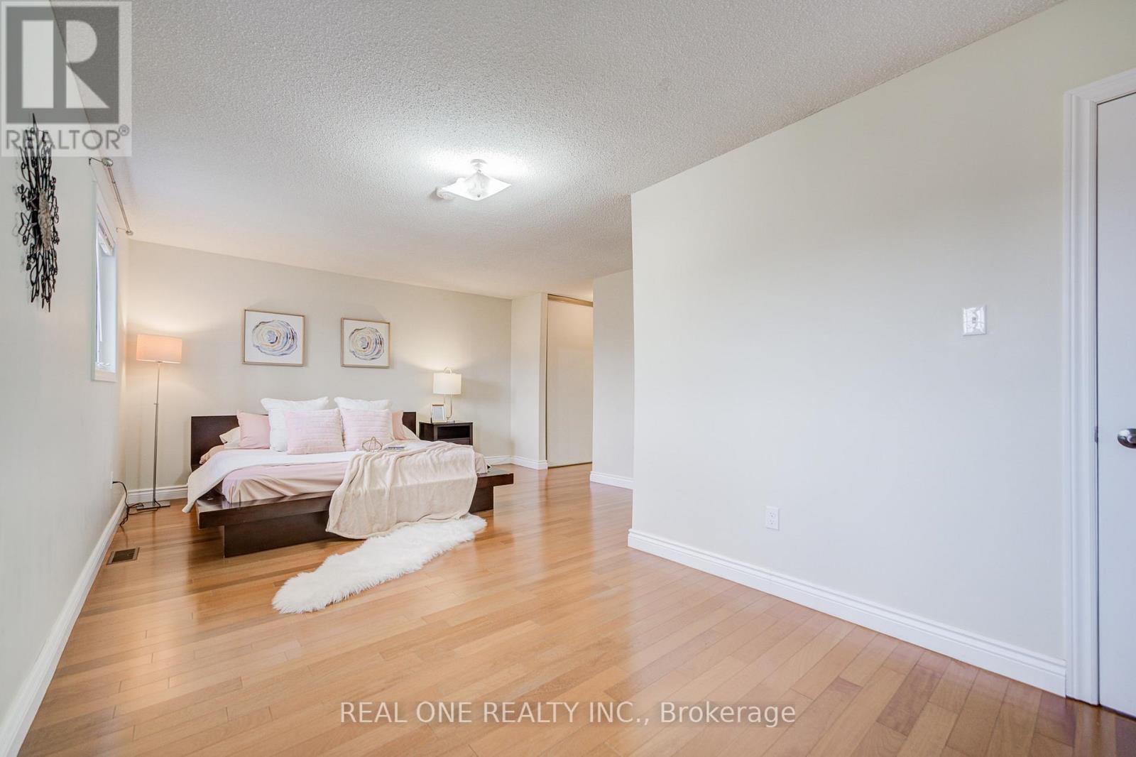 31 Coulter's Mill Gate, Vaughan, Ontario  L4J 6N3 - Photo 26 - N12980618