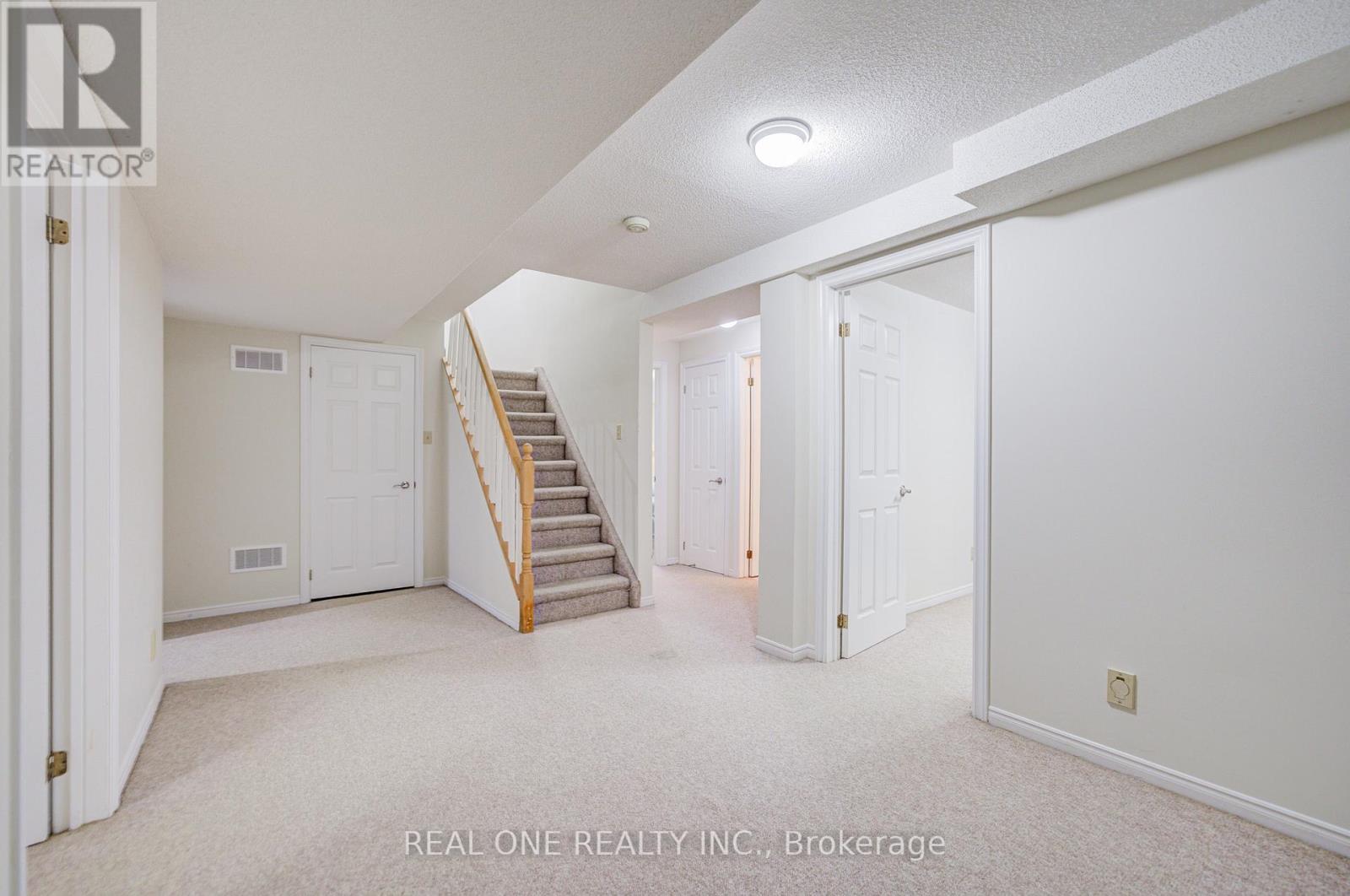 31 Coulter's Mill Gate, Vaughan, Ontario  L4J 6N3 - Photo 38 - N12980618