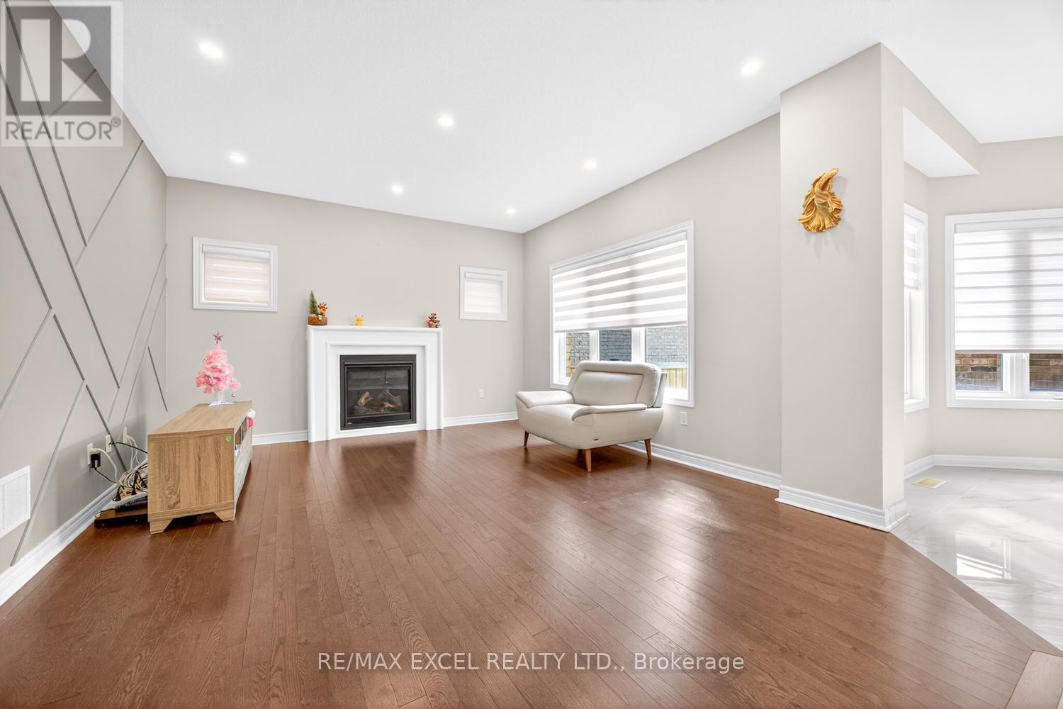 77 Sunnyside Hill Road, Markham, Ontario  L6B 0Z8 - Photo 12 - N12980628