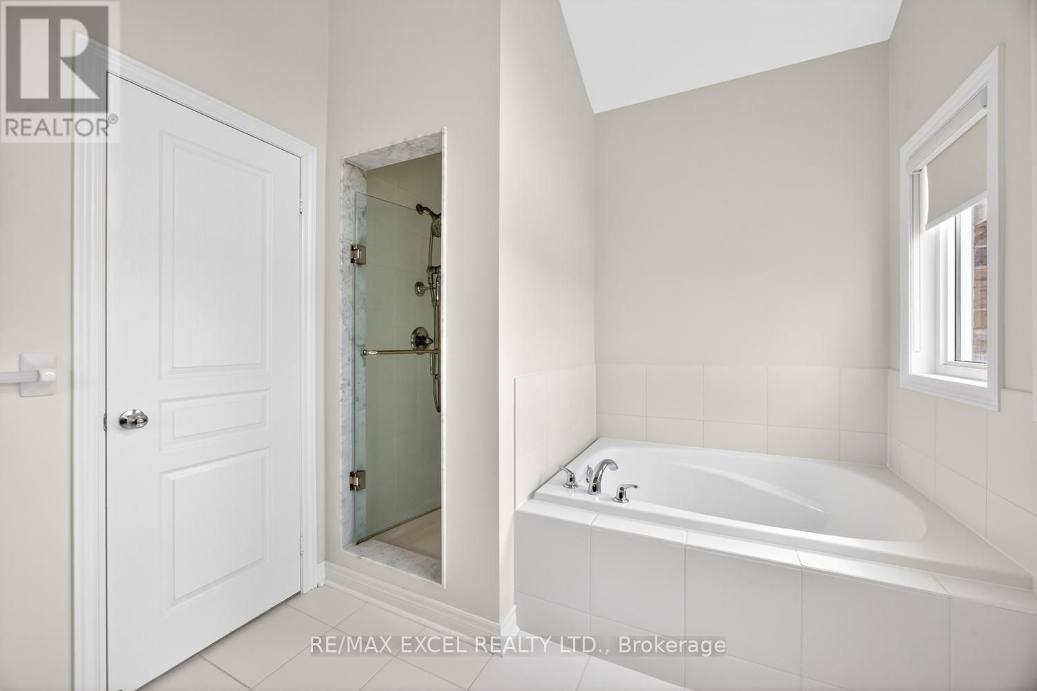 77 Sunnyside Hill Road, Markham, Ontario  L6B 0Z8 - Photo 22 - N12980628