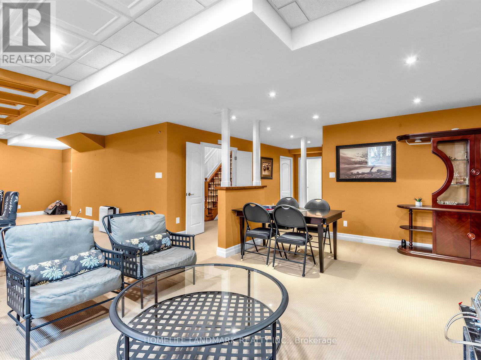 59 Black Walnut Crescent, Richmond Hill, Ontario  L4B 3S3 - Photo 30 - N12980644