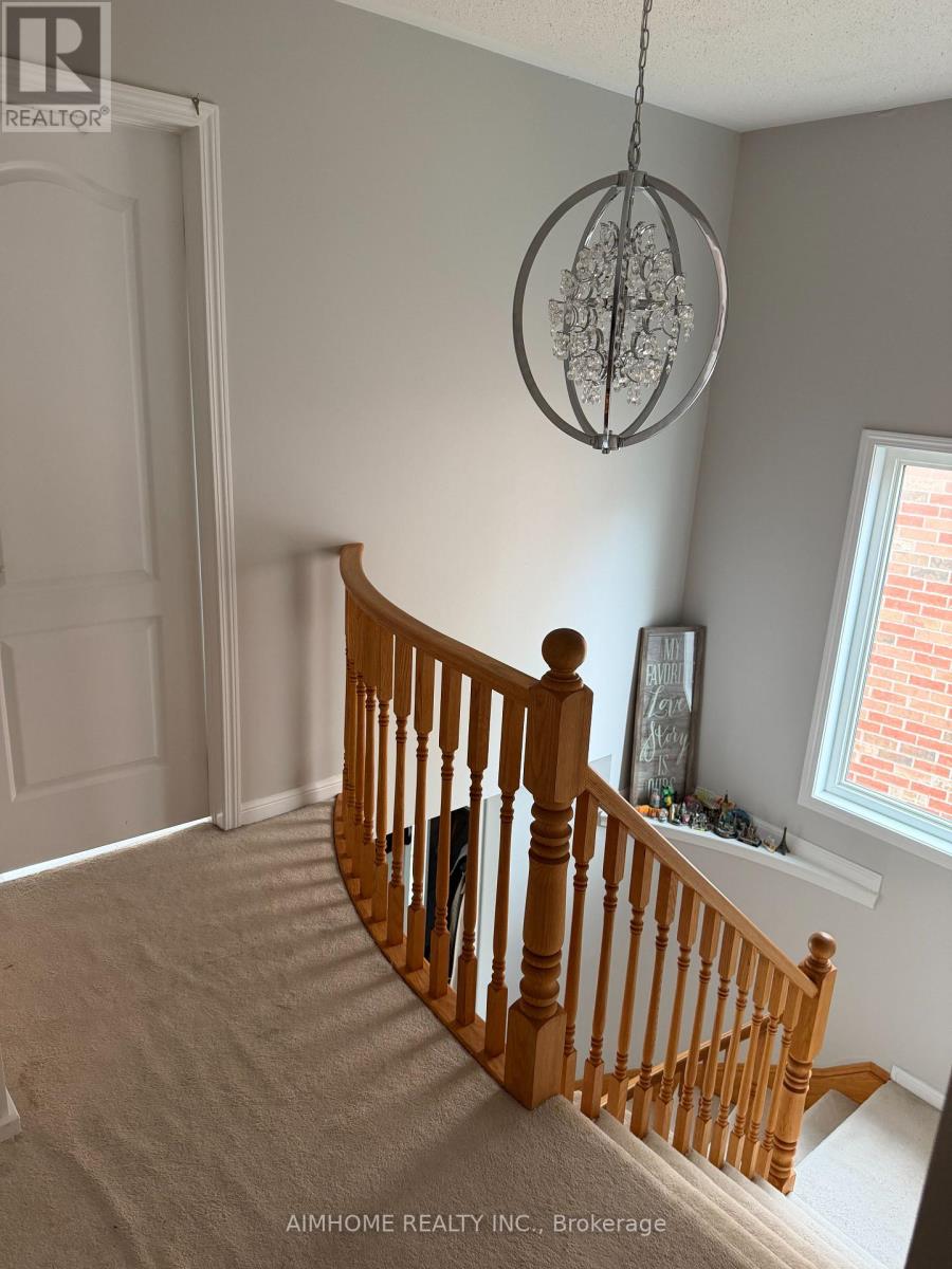 49 Fred Silvester Road, Whitchurch-Stouffville, Ontario  L4A 0J6 - Photo 12 - N12980652