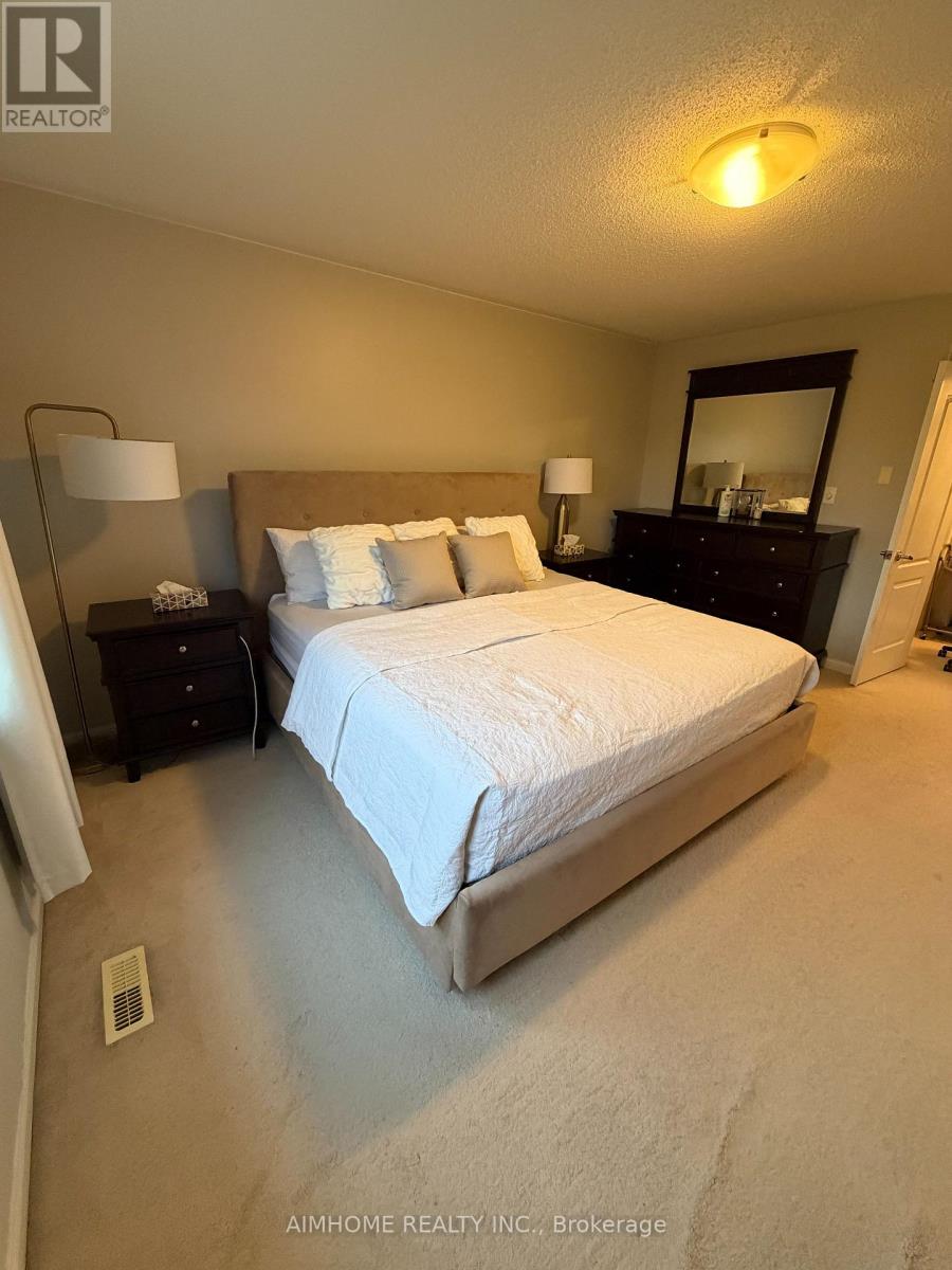 49 Fred Silvester Road, Whitchurch-Stouffville, Ontario  L4A 0J6 - Photo 17 - N12980652