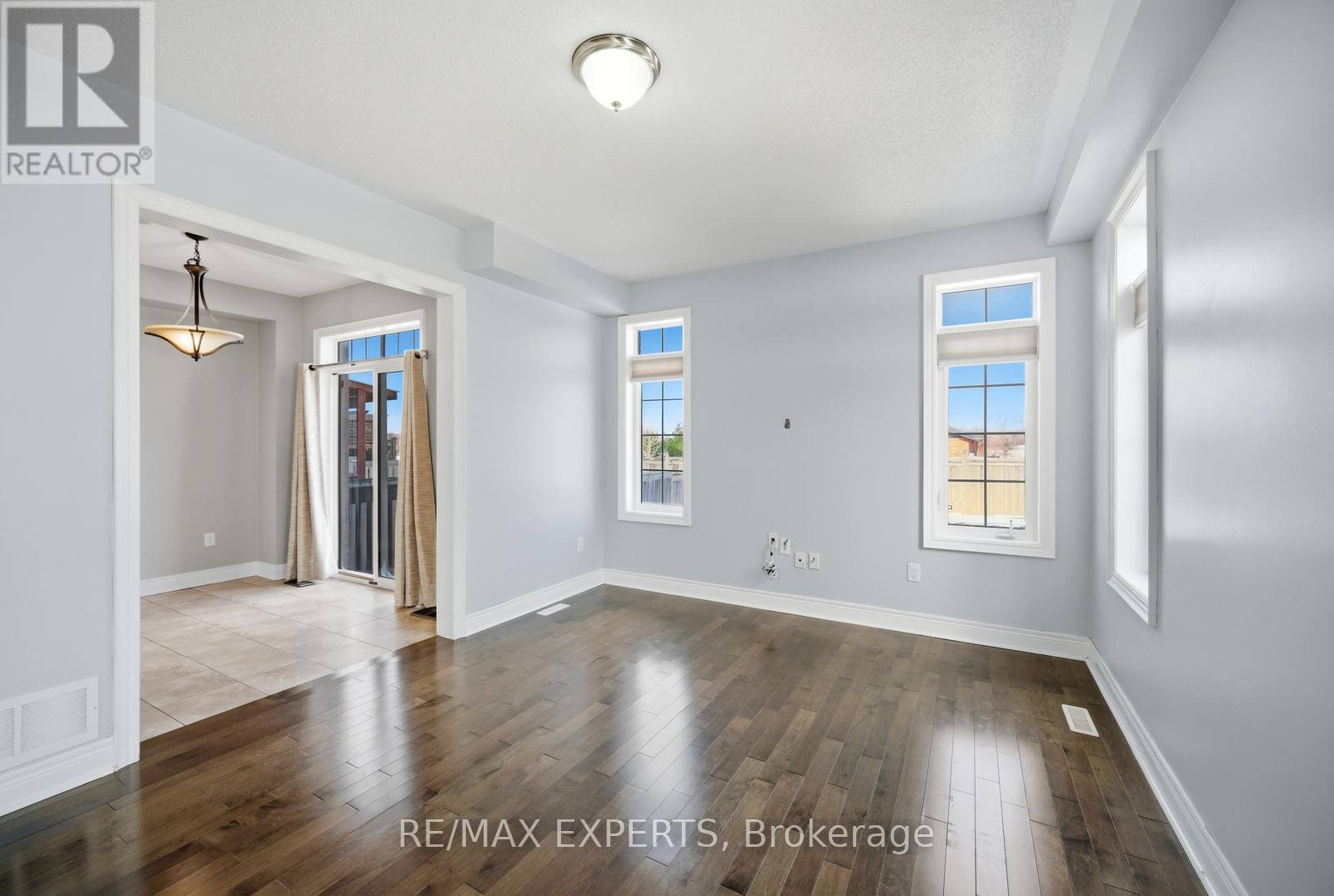 76 Forsyth Crescent, Barrie, Ontario  L4N 6R1 - Photo 10 - S12980668