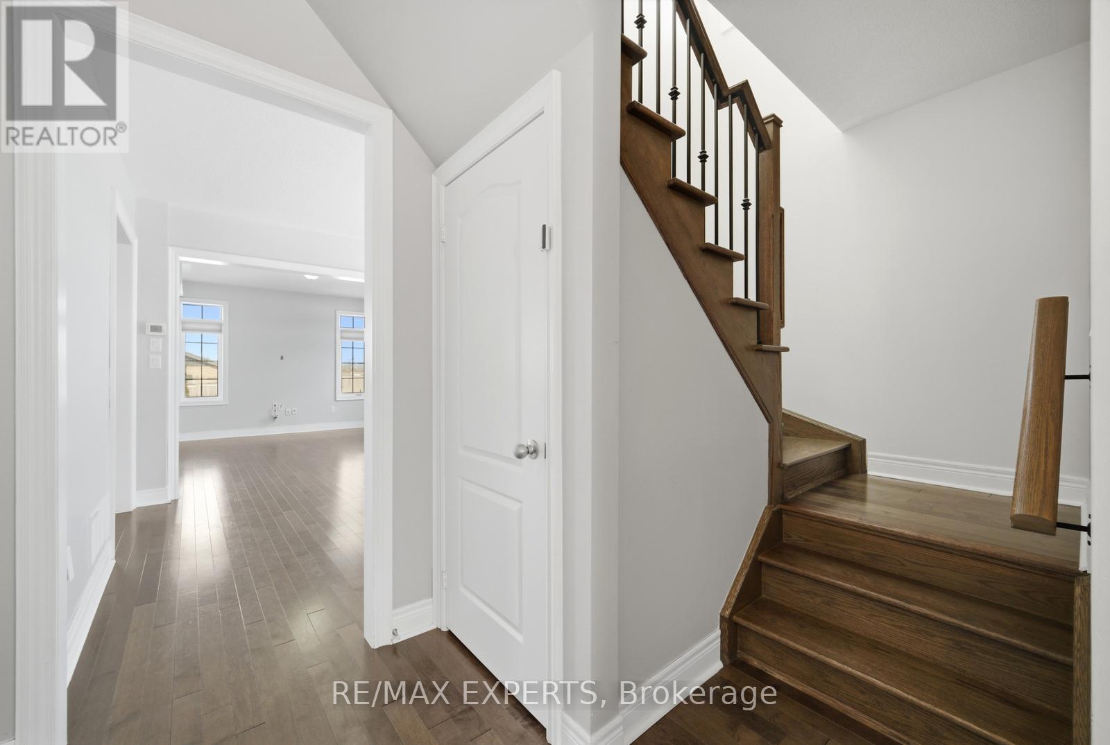 76 Forsyth Crescent, Barrie, Ontario  L4N 6R1 - Photo 5 - S12980668